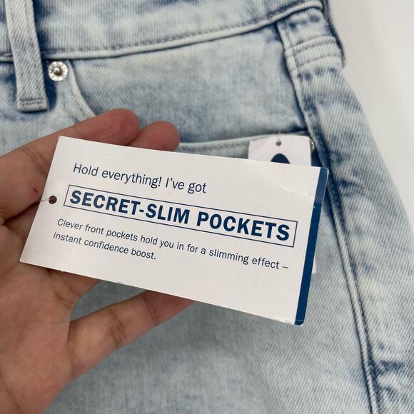 Old Navy High Rise O.G. Denim Short Size 8 - Picture 5 of 10